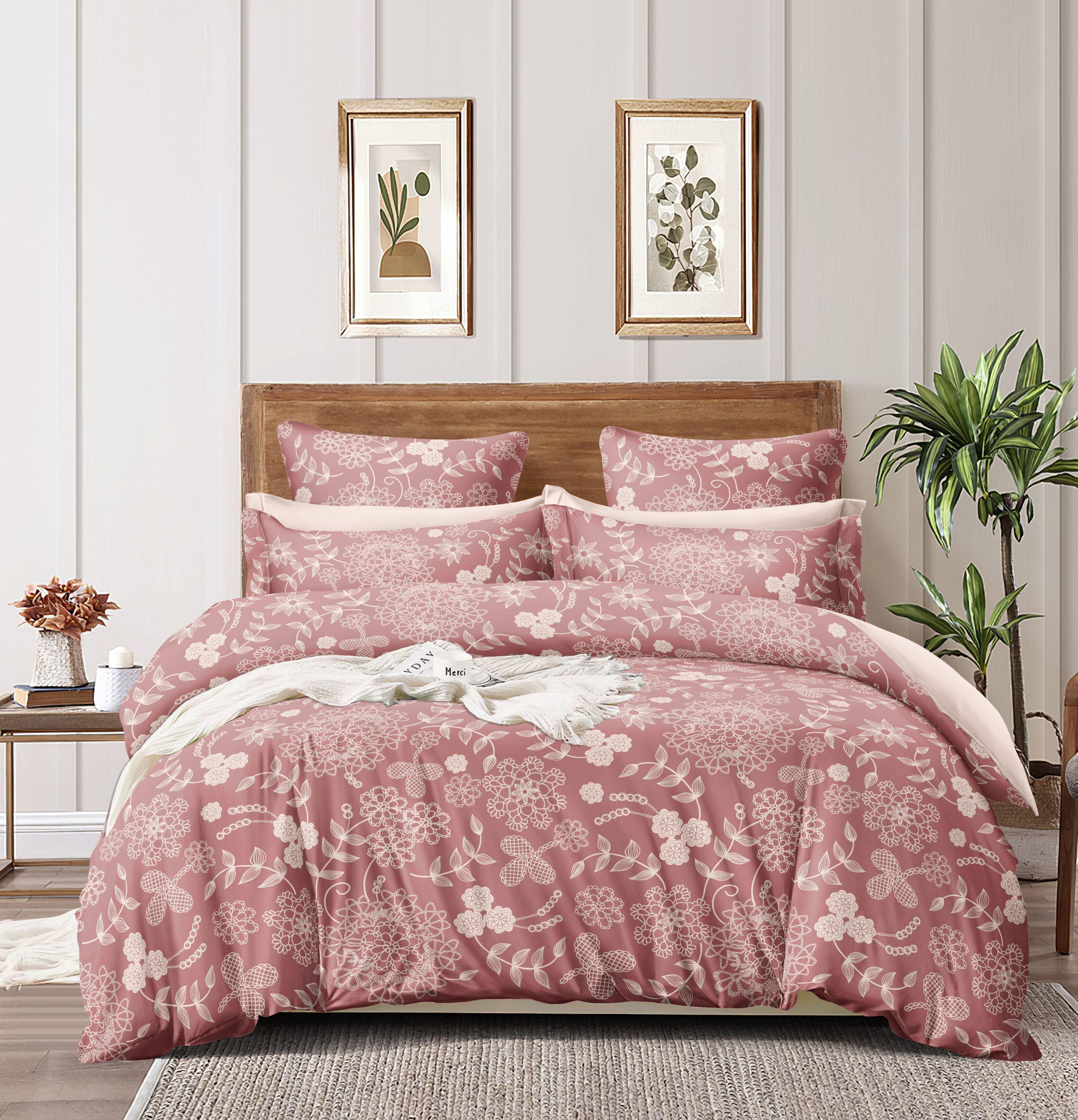 Homewards Pink Garden Mesh Comforter – Soft, Cosy and Colour Fade Resistant